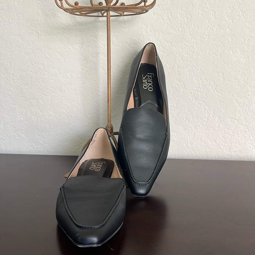 Never been worn Franco Sarto loafers.